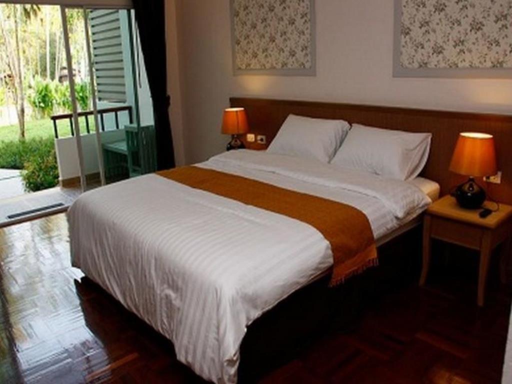 Onewan Resort Прачуап Кири Кан Екстериор снимка